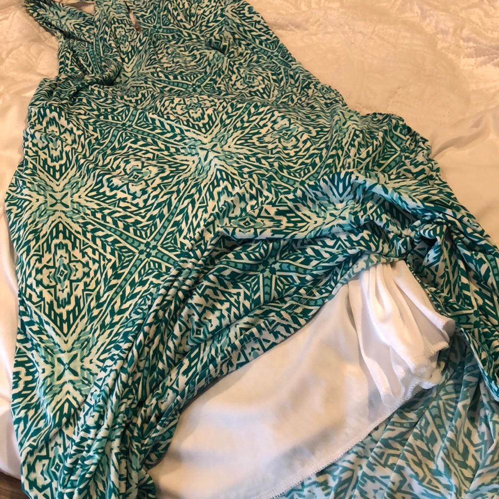 Le Lis Med green/cream Floor Length Dress - Picture 5 of 6